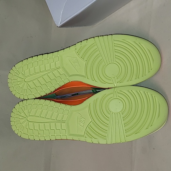 Nike by YOU. Dunk High. Released on Nike.UK. Men's size 13 (USA) size 12 (UK) - Picture 10 of 16